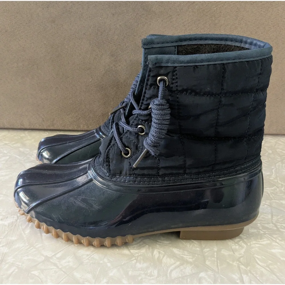 Rue21 Navy Blue Quilted Nylon Duck Boots Size 6 QUILTDUCK Rain Boots